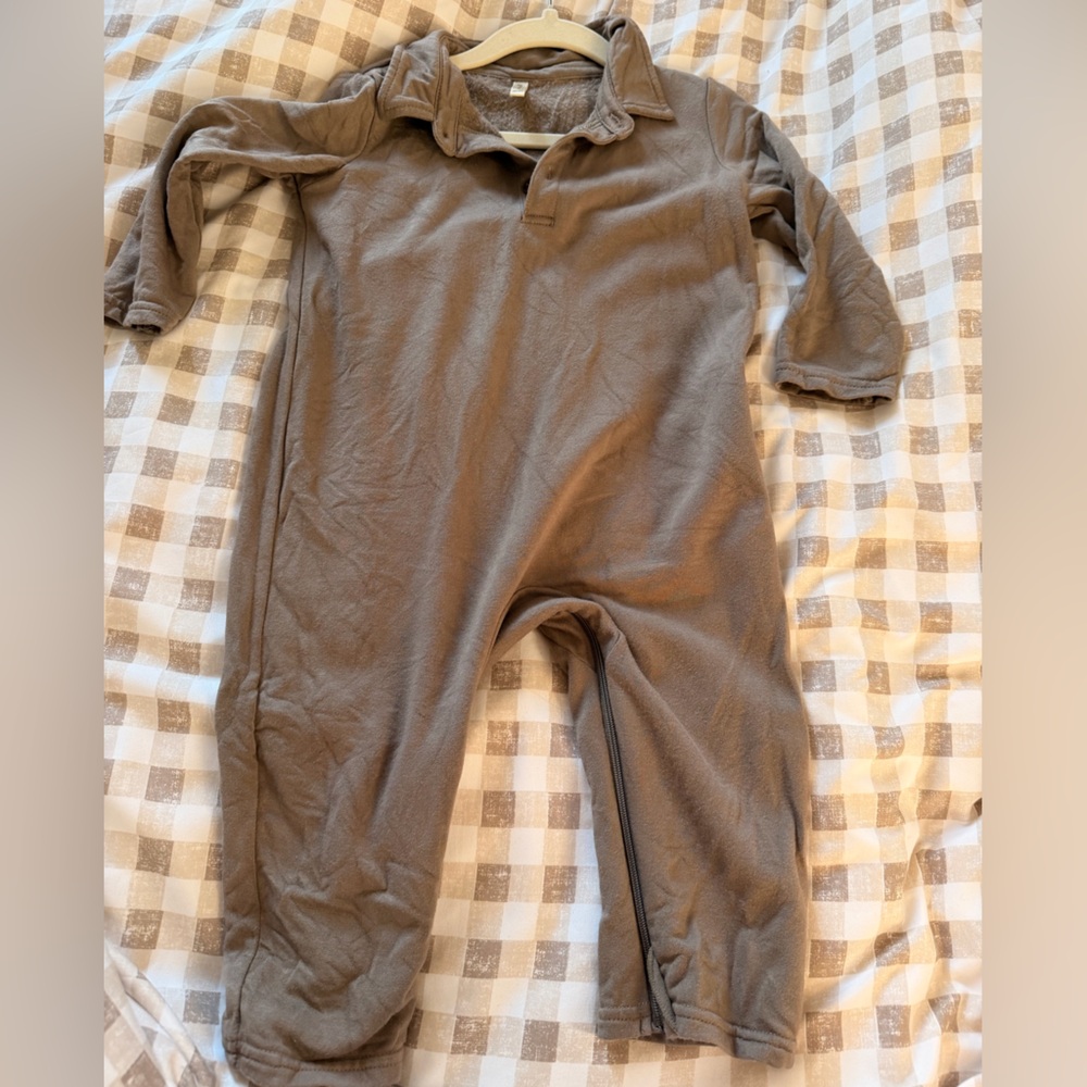 Gunamuna One-Piece Romper